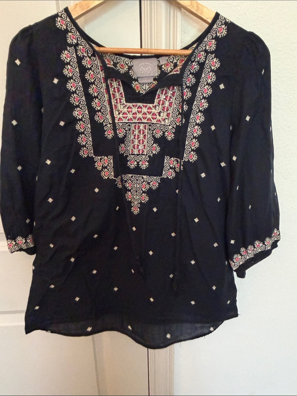 Vanessa Virginia x Anthropologie Embroidered Navy Peasant Top w Tassle tie S